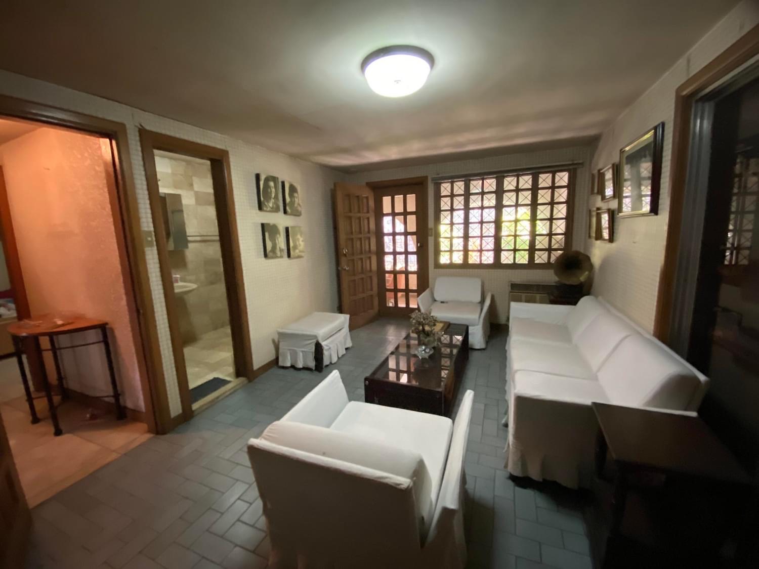 Interior sitting area